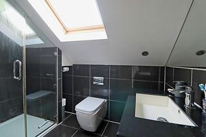 En-Suite- click for photo gallery